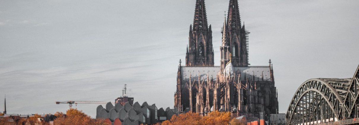 Hotel in Köln mit Blick auf den Kölner Dom!